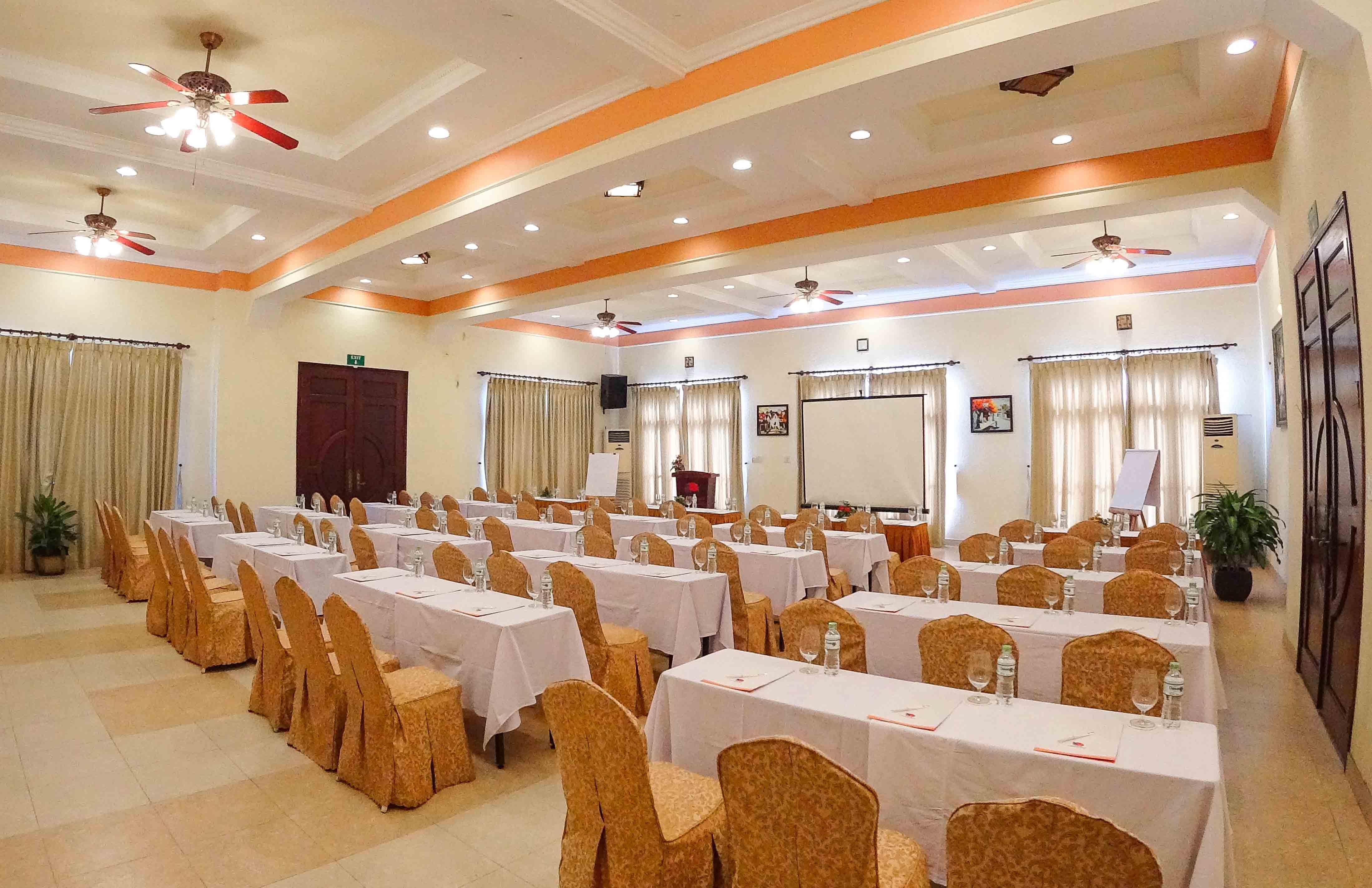 Golden Coast Resort & Spa Phan Thiet Exteriör bild