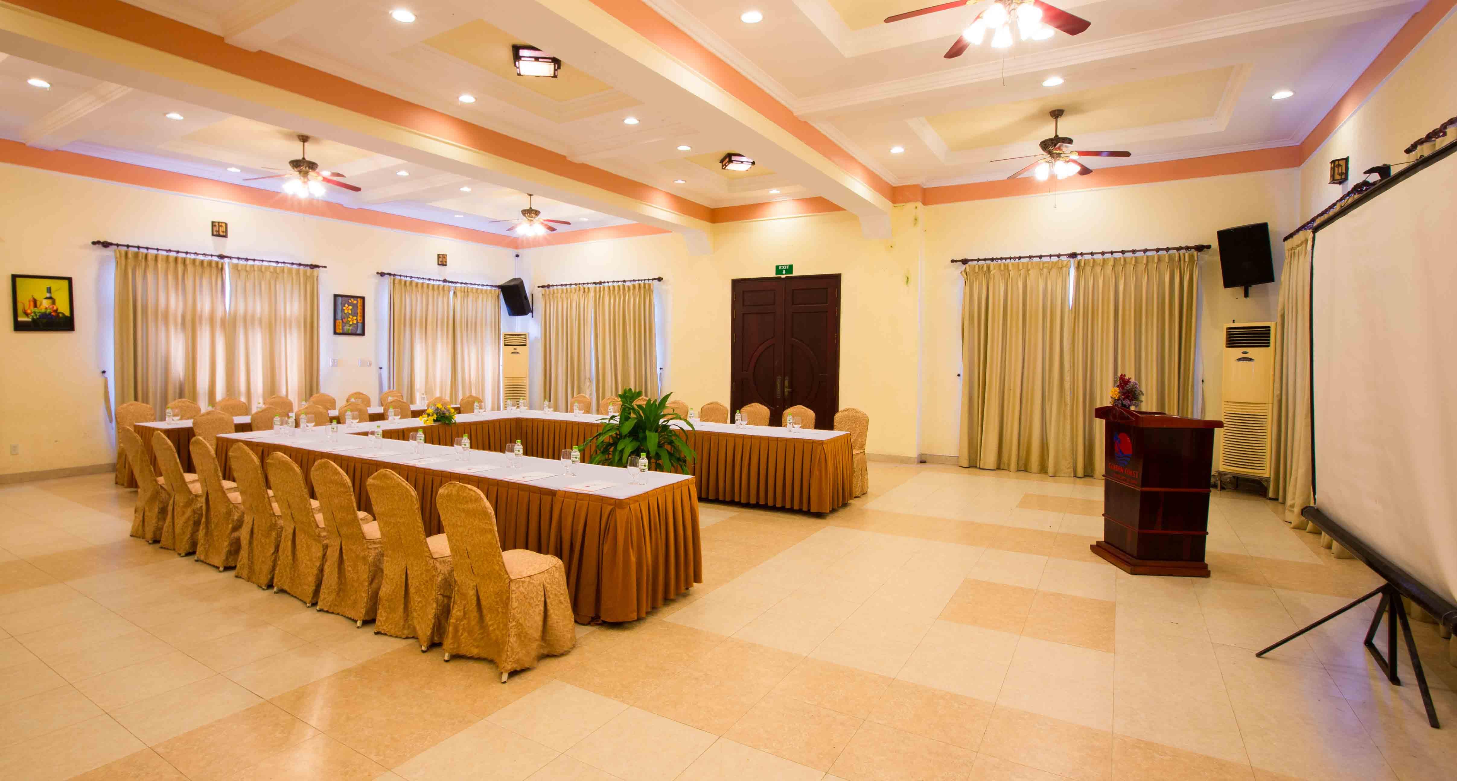 Golden Coast Resort & Spa Phan Thiet Exteriör bild